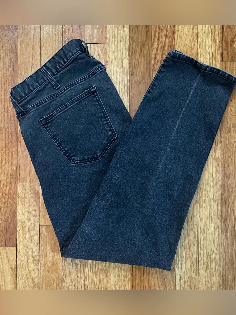 Old Navy Distressed Faded Black Denim Jeans Athletic Taper 5-Pocket Men’s 40x32